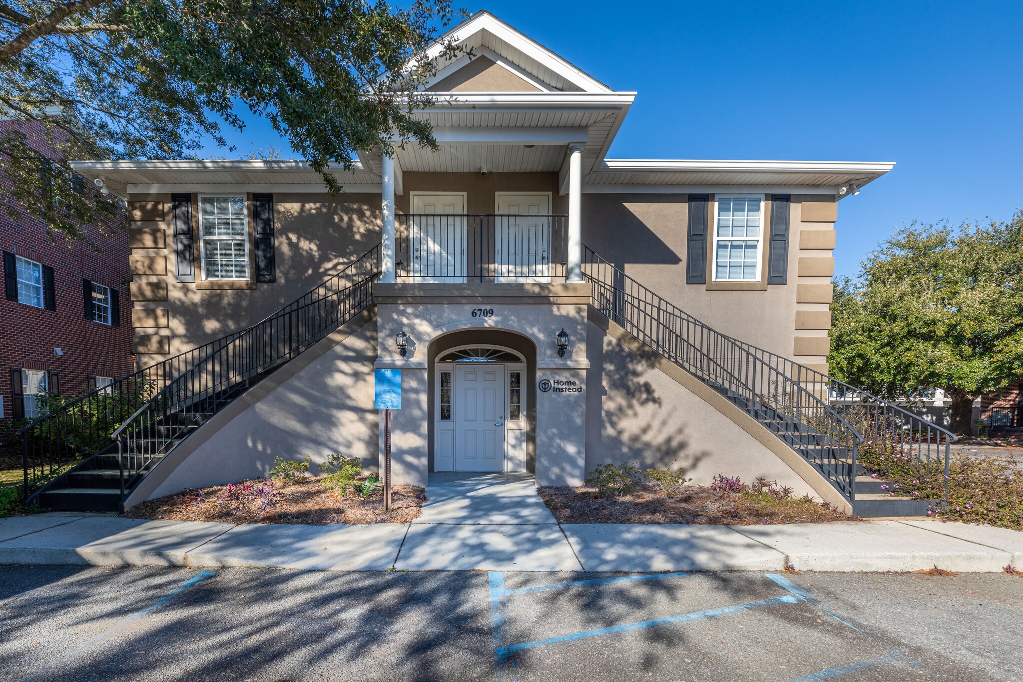 6709 Forest Park Dr, Savannah, GA for Sale