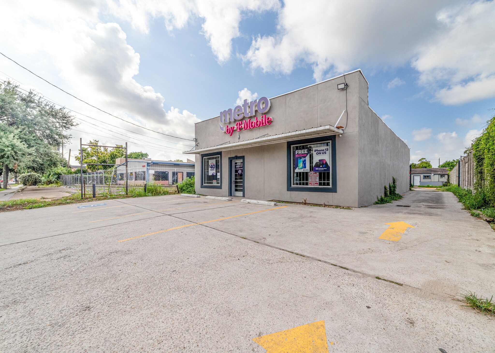 7016 Harrisburg Blvd, Houston, TX for Sale