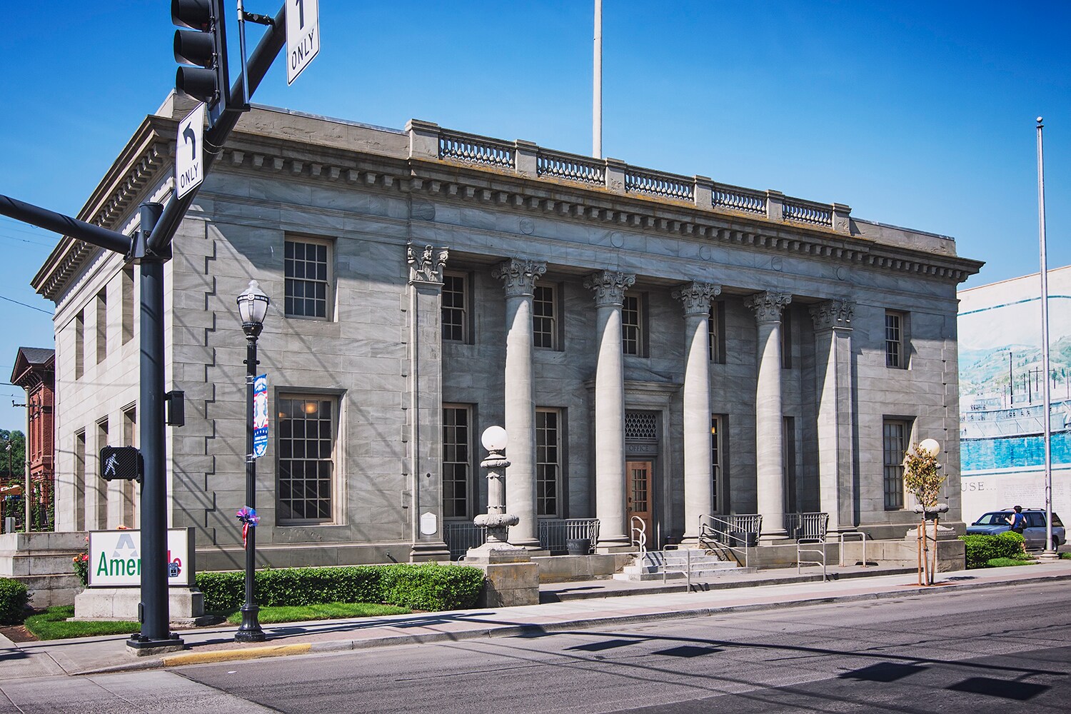 100 W 2nd St, The Dalles, OR for Rent