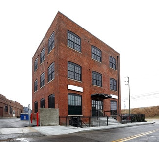 Indianapolis, IN Apartments - 740 E North St