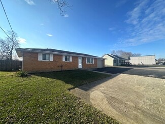 2520 - 2524 Nordic Rd | Office + Lot