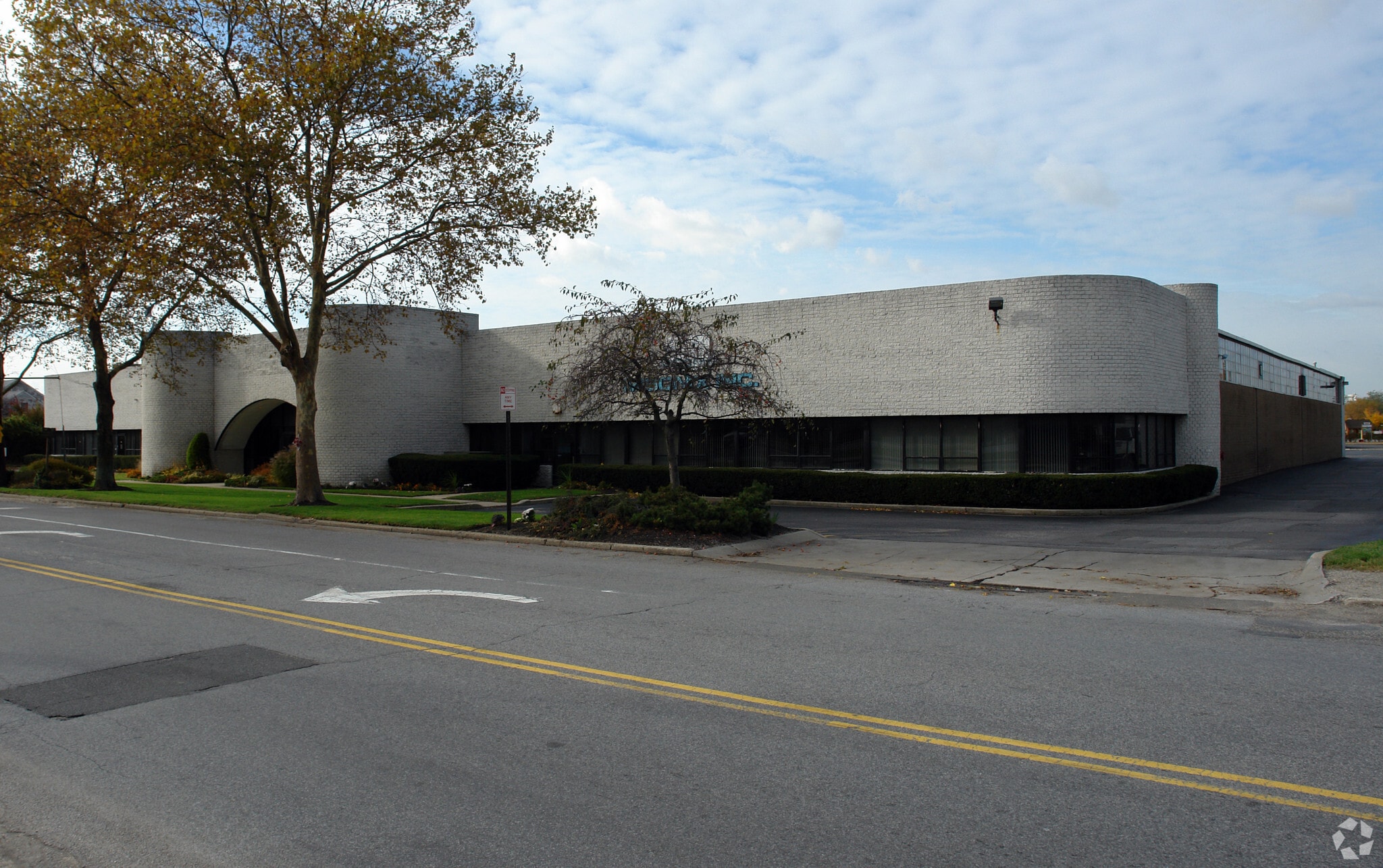 1930-1940 New Hwy, Farmingdale, NY for Sale