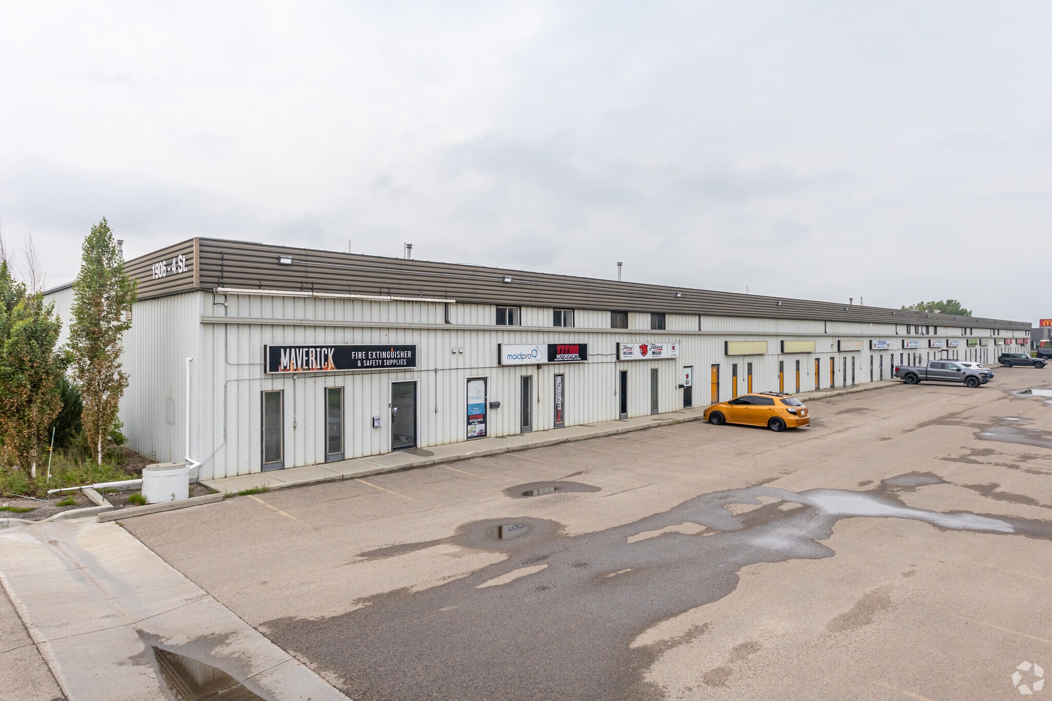 1906 4th St, Leduc County, AB for Rent