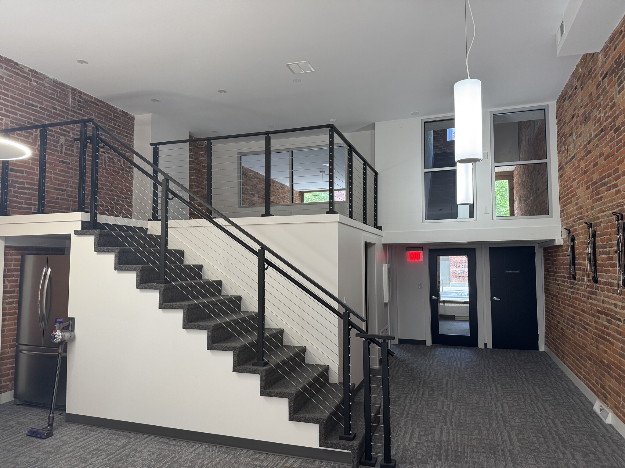 520 S Calhoun St, Fort Wayne, IN for Rent