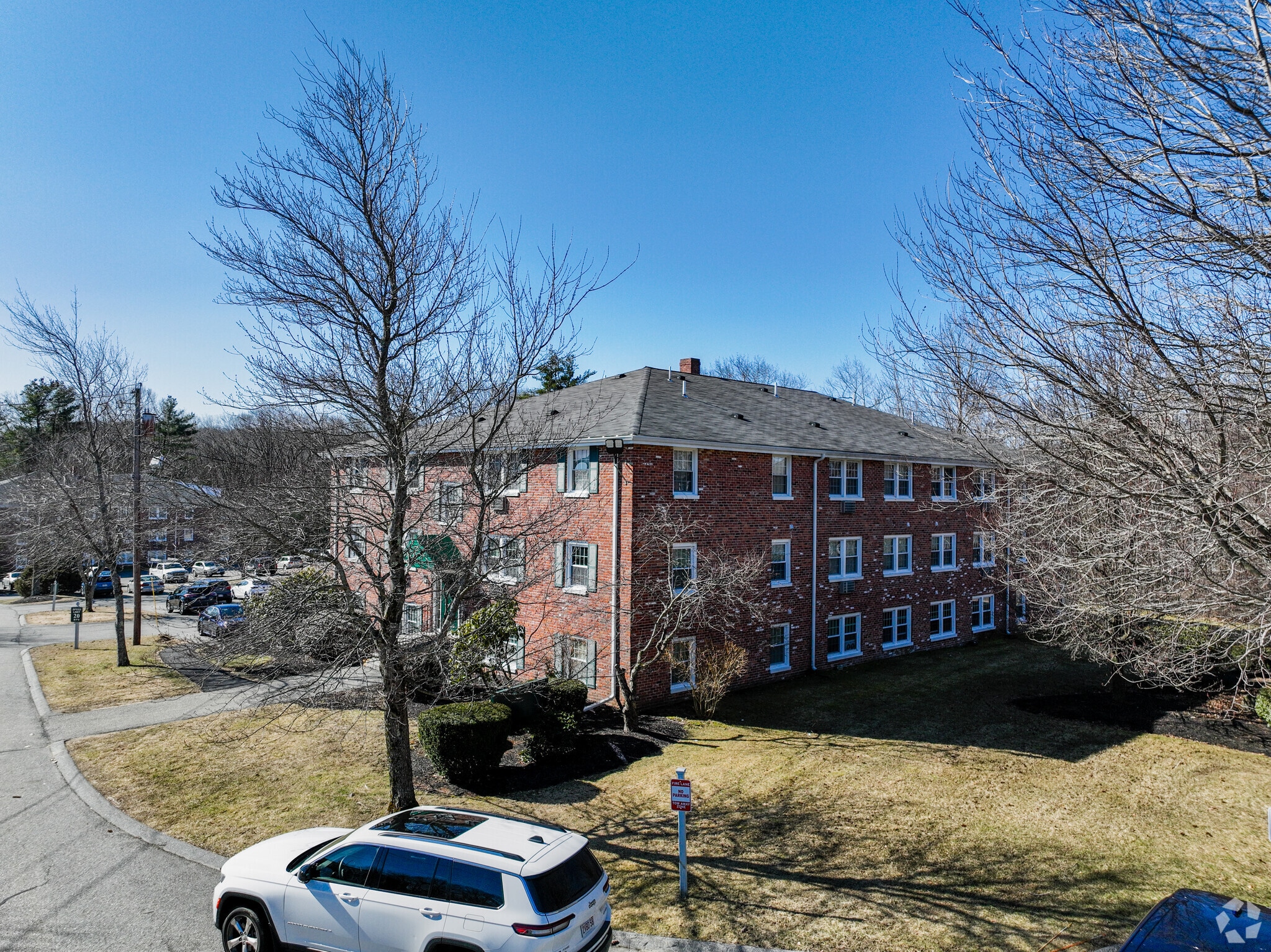 90 Ridgewood Ln, Gardner, MA for Sale