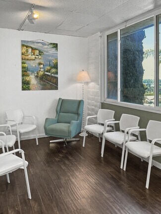 Oceanside, CA Medical - 2101 S El Camino Real