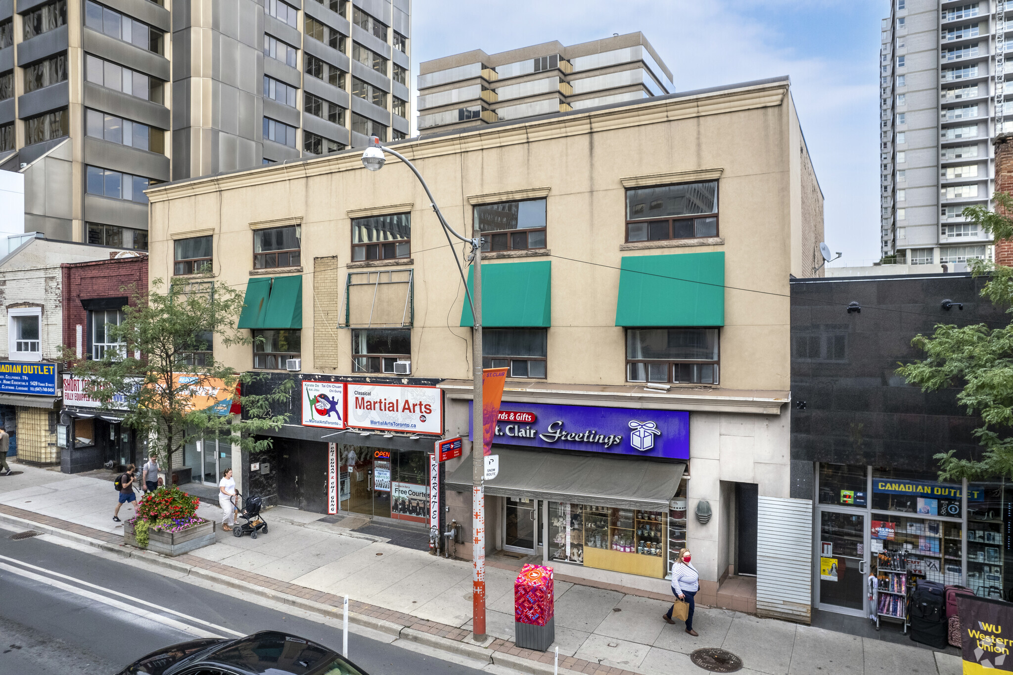 1421-1425 Yonge St, Toronto, ON for Rent