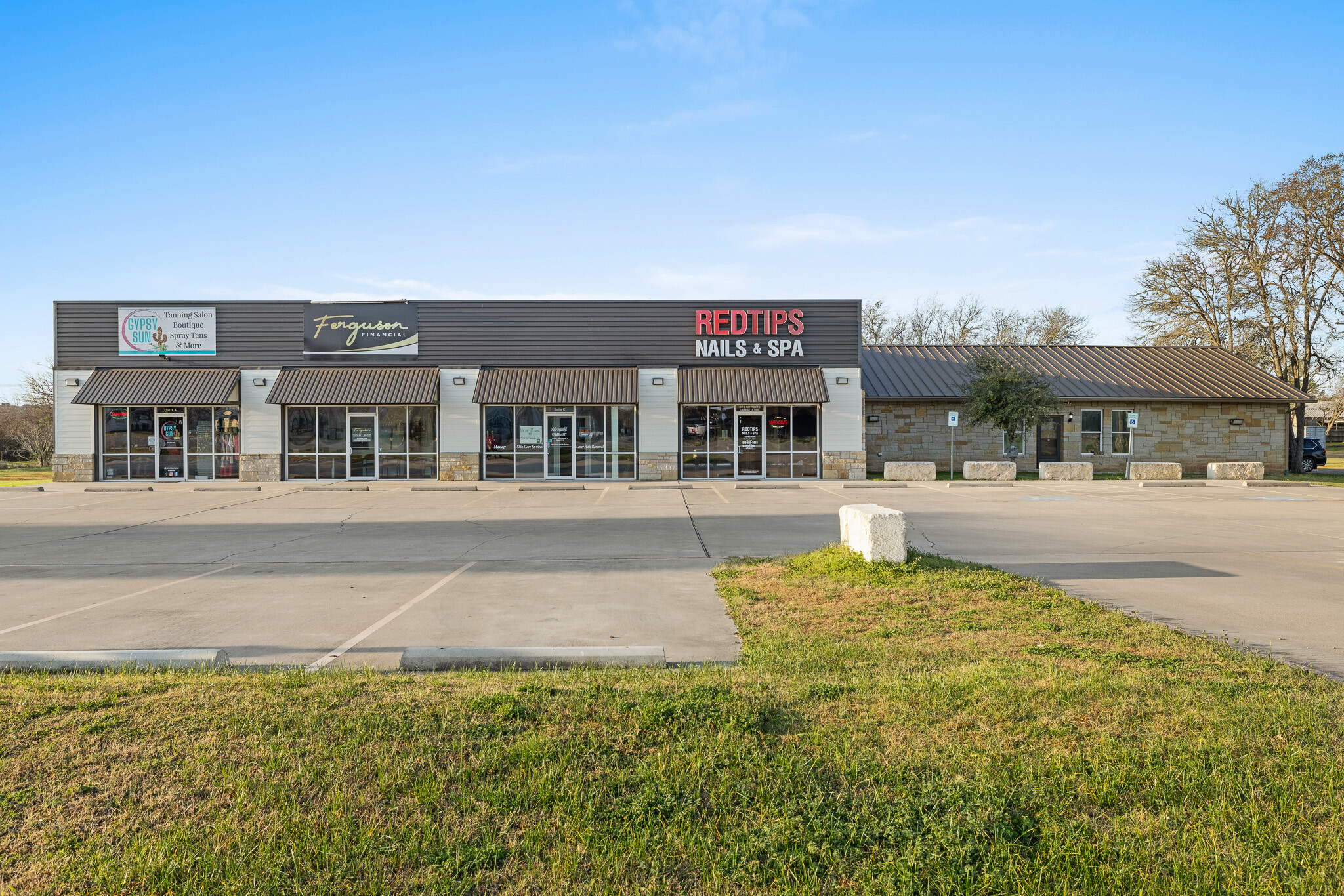 1417 W State Highway 71, La Grange, TX for Sale