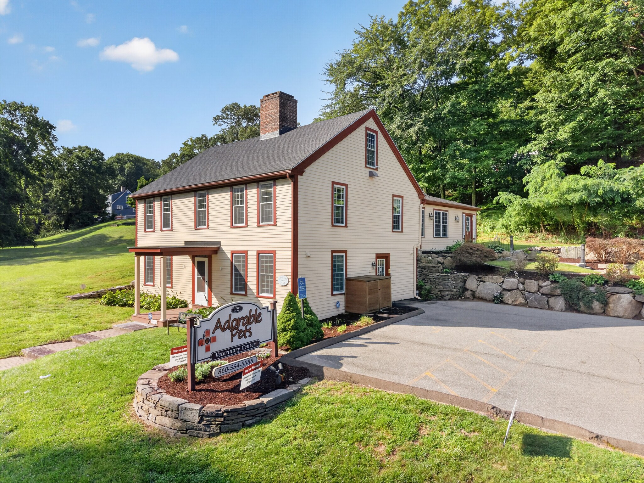 1721 Saybrook Rd, Haddam, CT for Sale