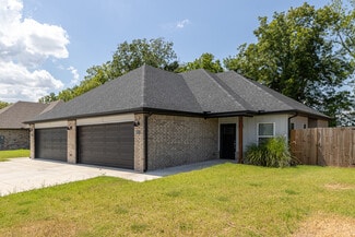 Farmington, AR Apartments - 275 N Hunter St