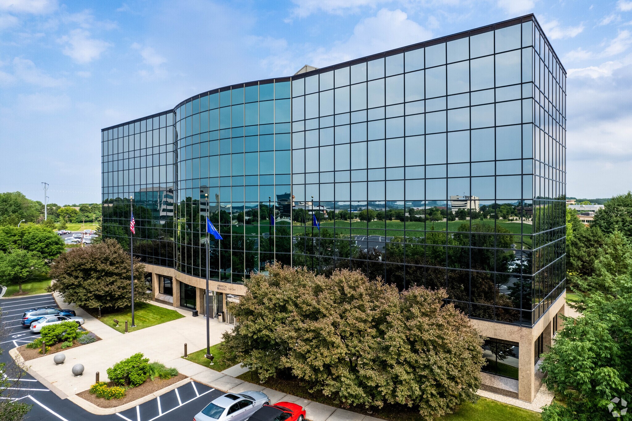 1200 John Q Hammons Dr, Madison, WI for Rent