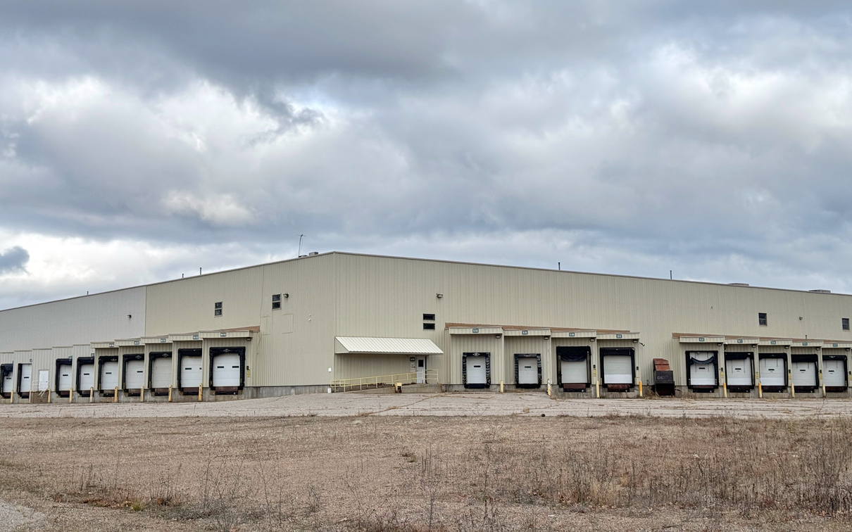 2253 Air Park Rd, Rhinelander, WI for Rent