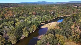 Pencil Bluff, AR Hospitality - 122 Ouachita River Haven Rd