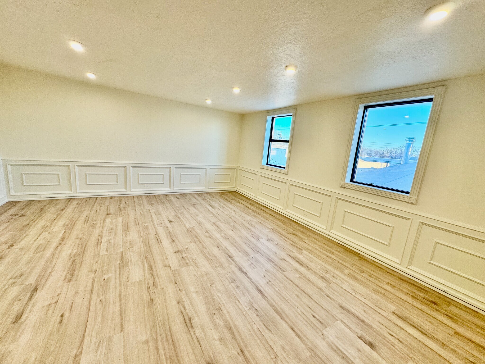 422 E Main St, Norman, OK for Rent
