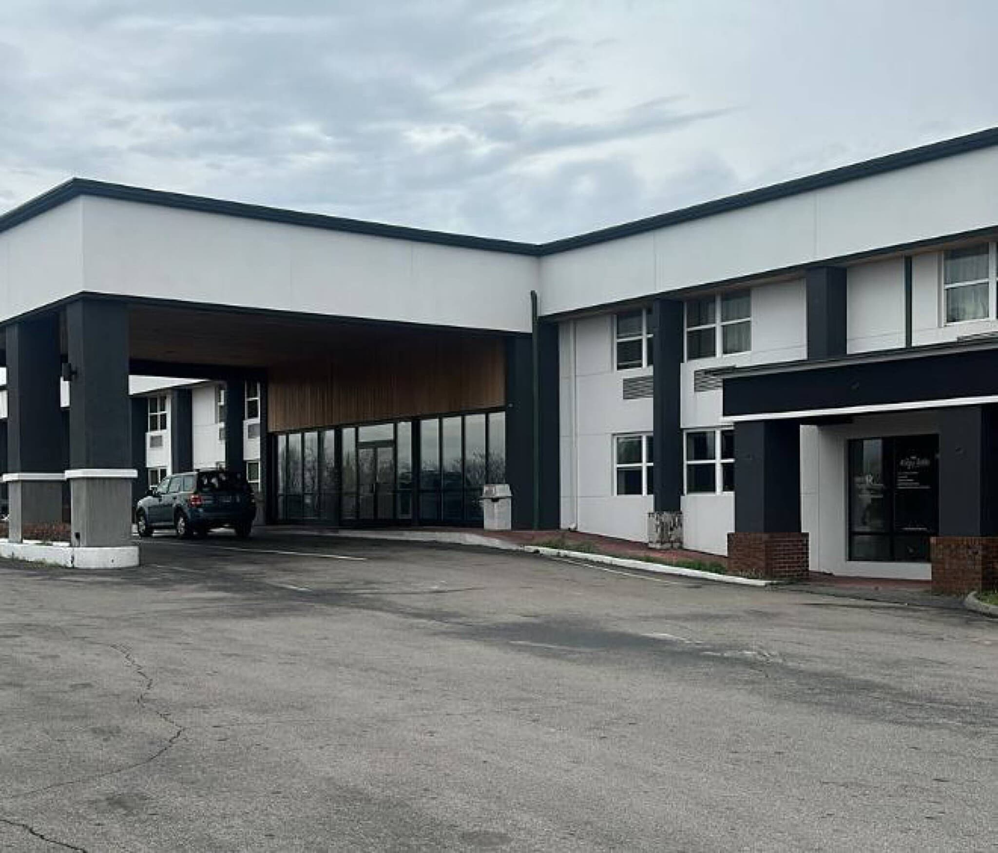 2400 Executive Park NW, Cleveland, TN for Sale