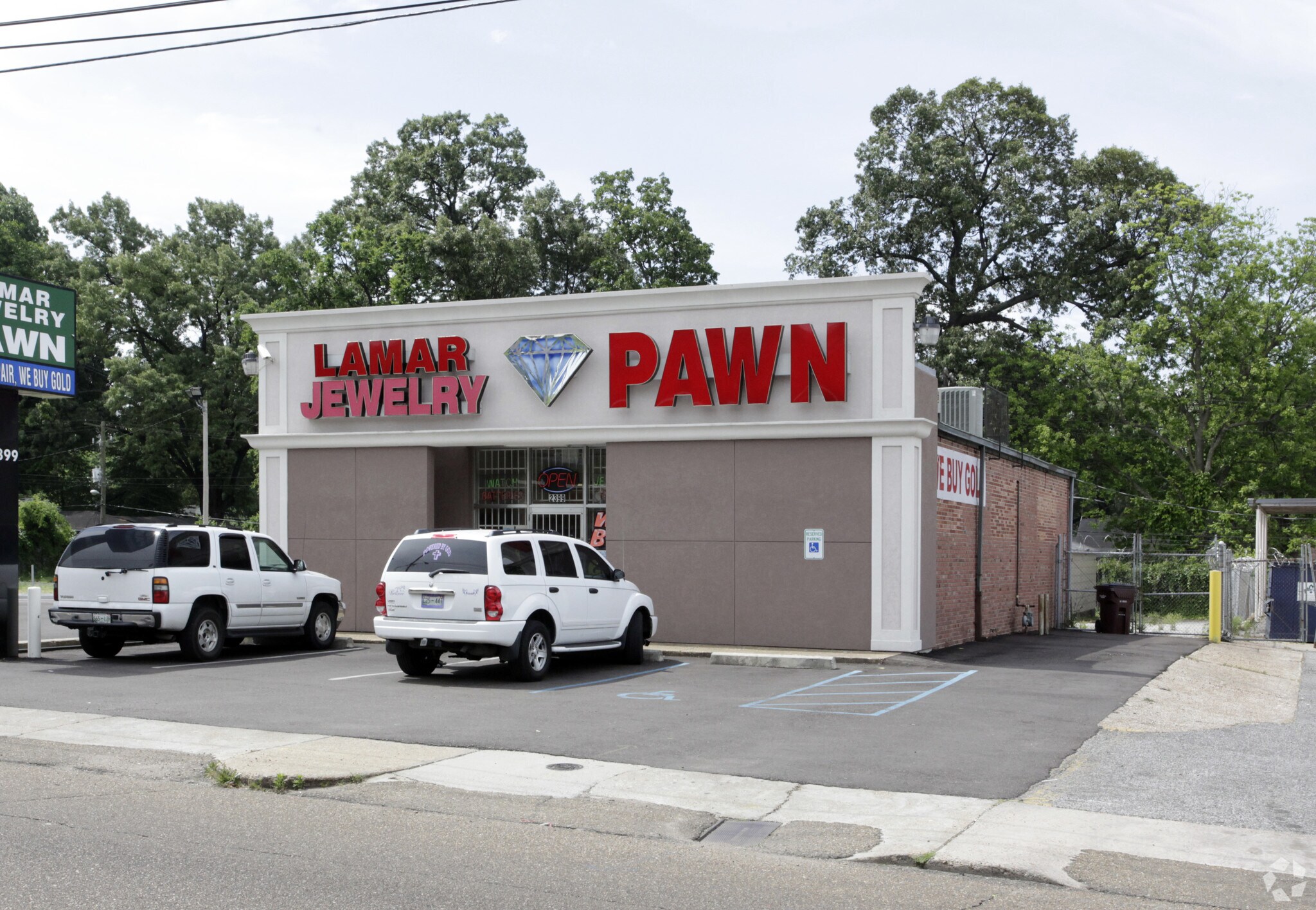 2399 Lamar Ave Memphis, TN 38114 Retail Property for 2399 Lamar Ave Memphis, TN 38114 Retail Property for