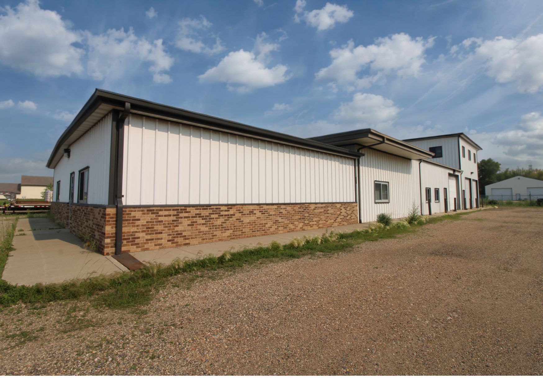 6008 Highway 2 E, Minot, ND for Sale