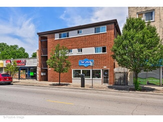 Chicago, IL Apartments - 2944 W Devon Ave
