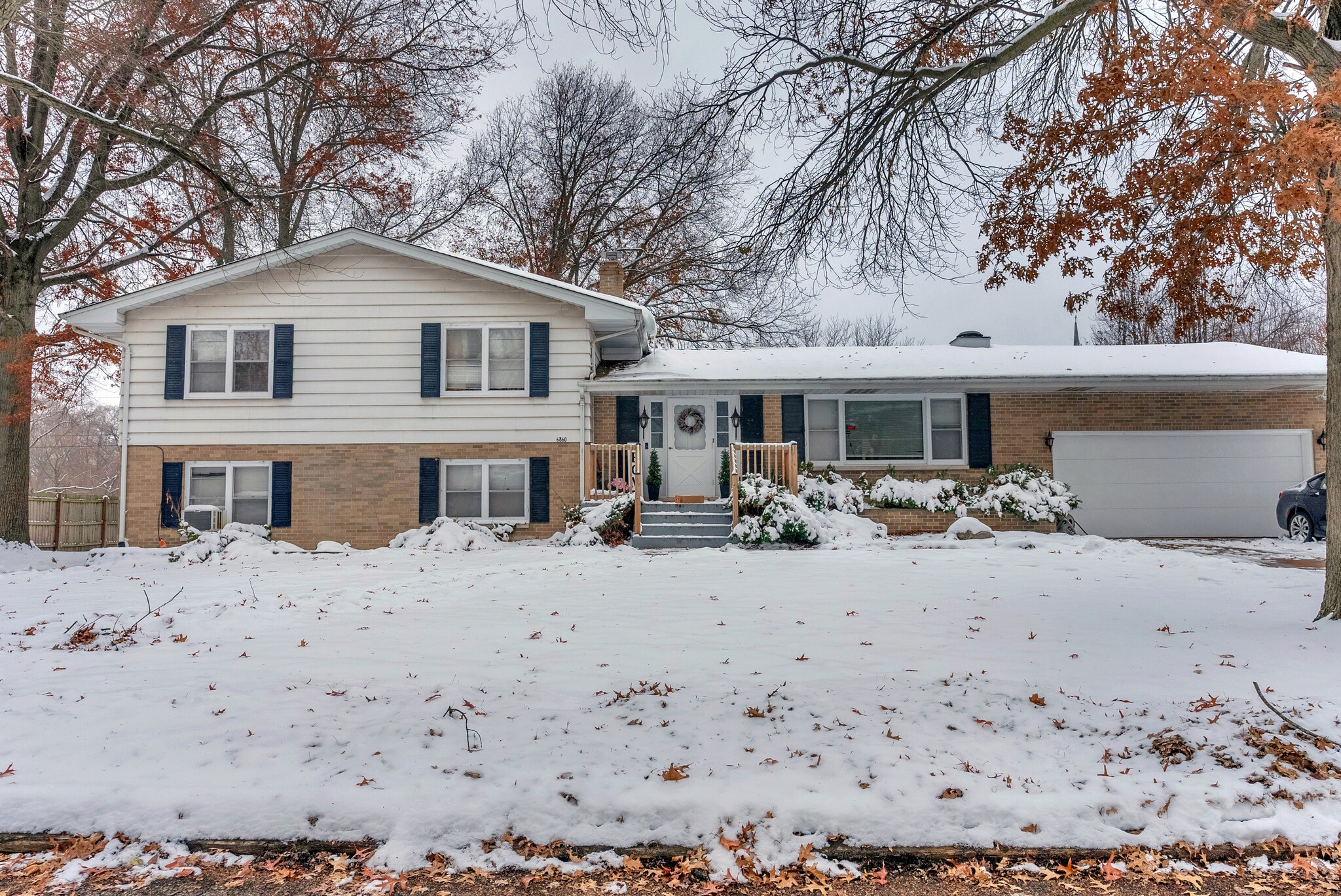 6860 Delaware St, Merrillville, IN for Sale