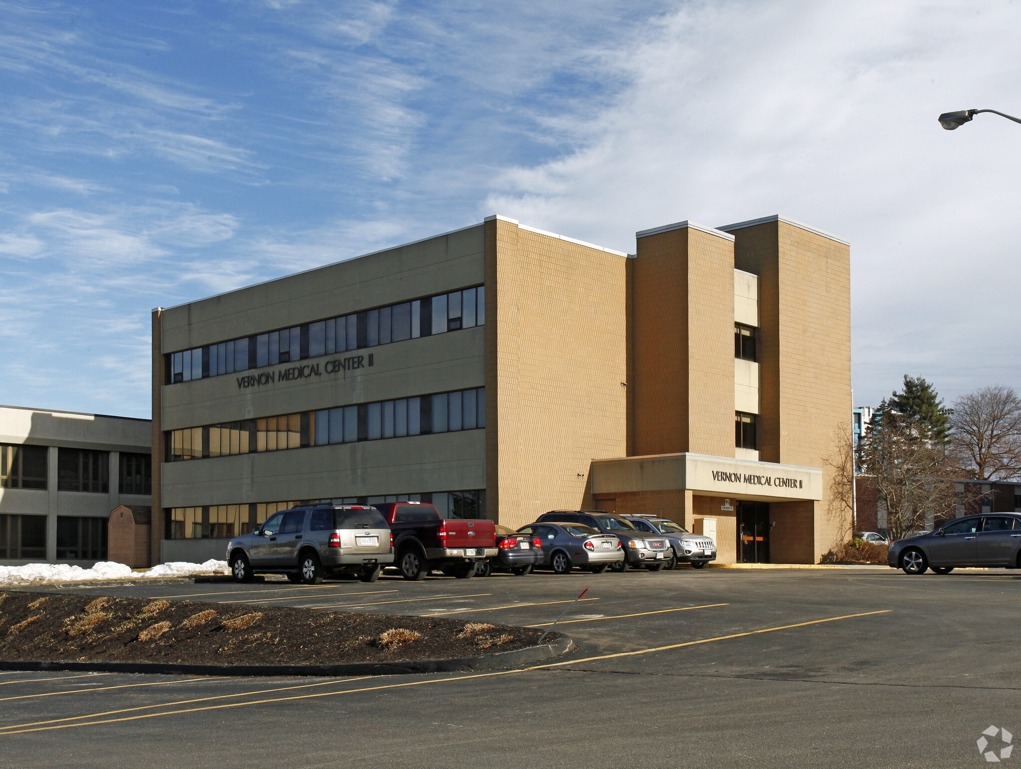 95 Vernon St, Worcester, MA for Sale