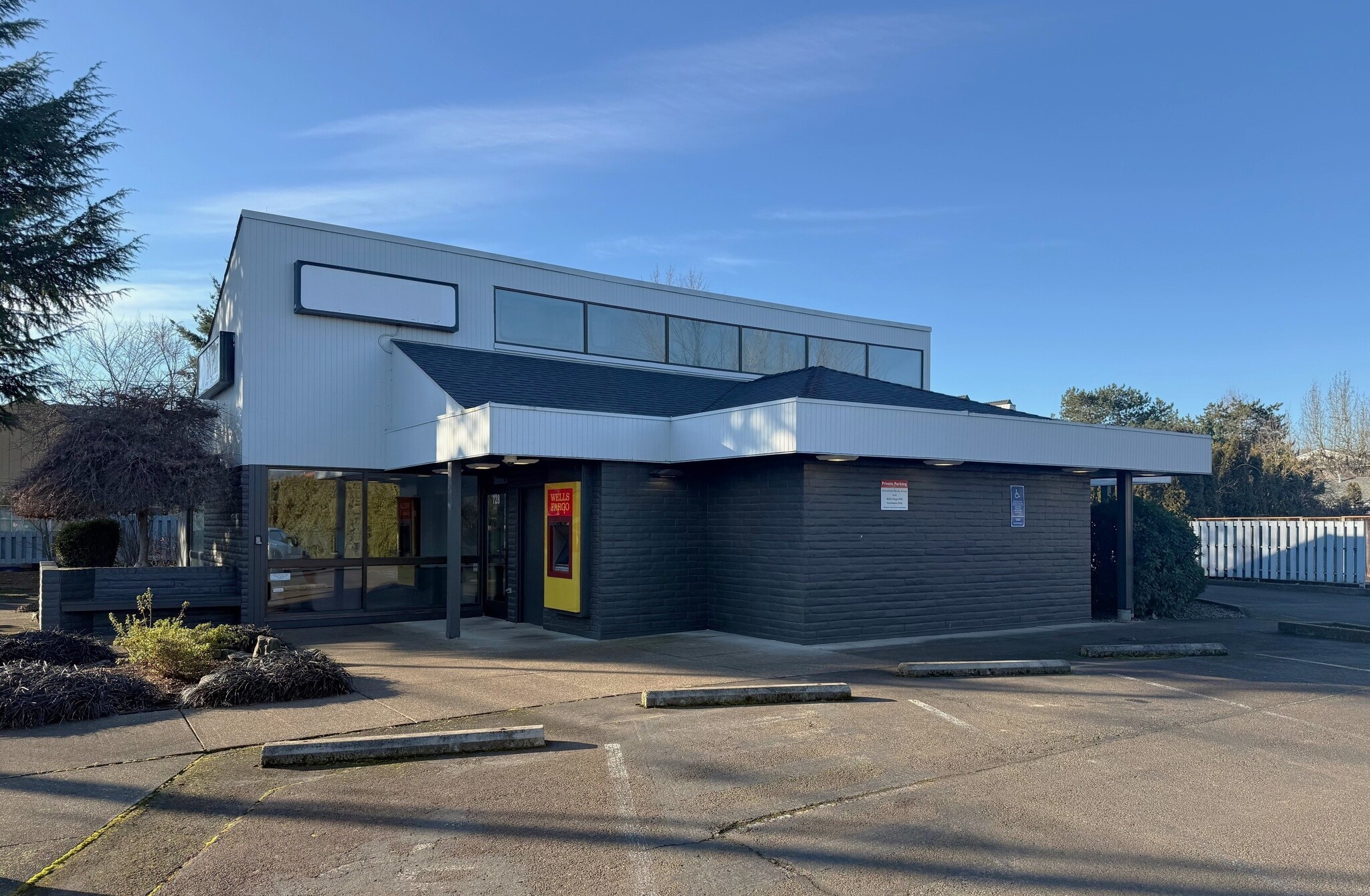 728 NW Kings Blvd, Corvallis, OR for Rent