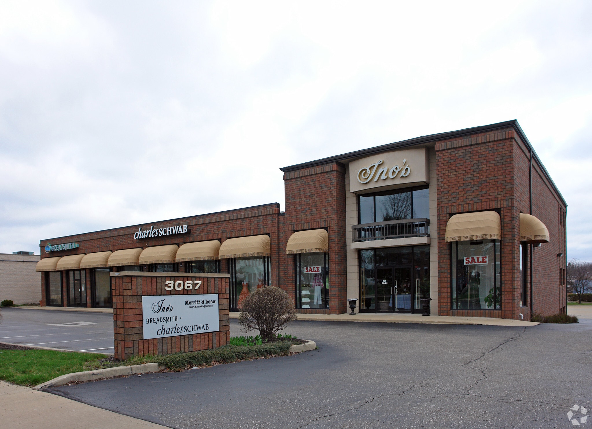 3067 W Market St Fairlawn, OH 44333 Shopping Center Property for Lease on