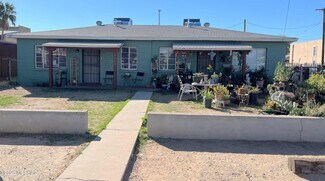 5202-5206A E Bellevue  