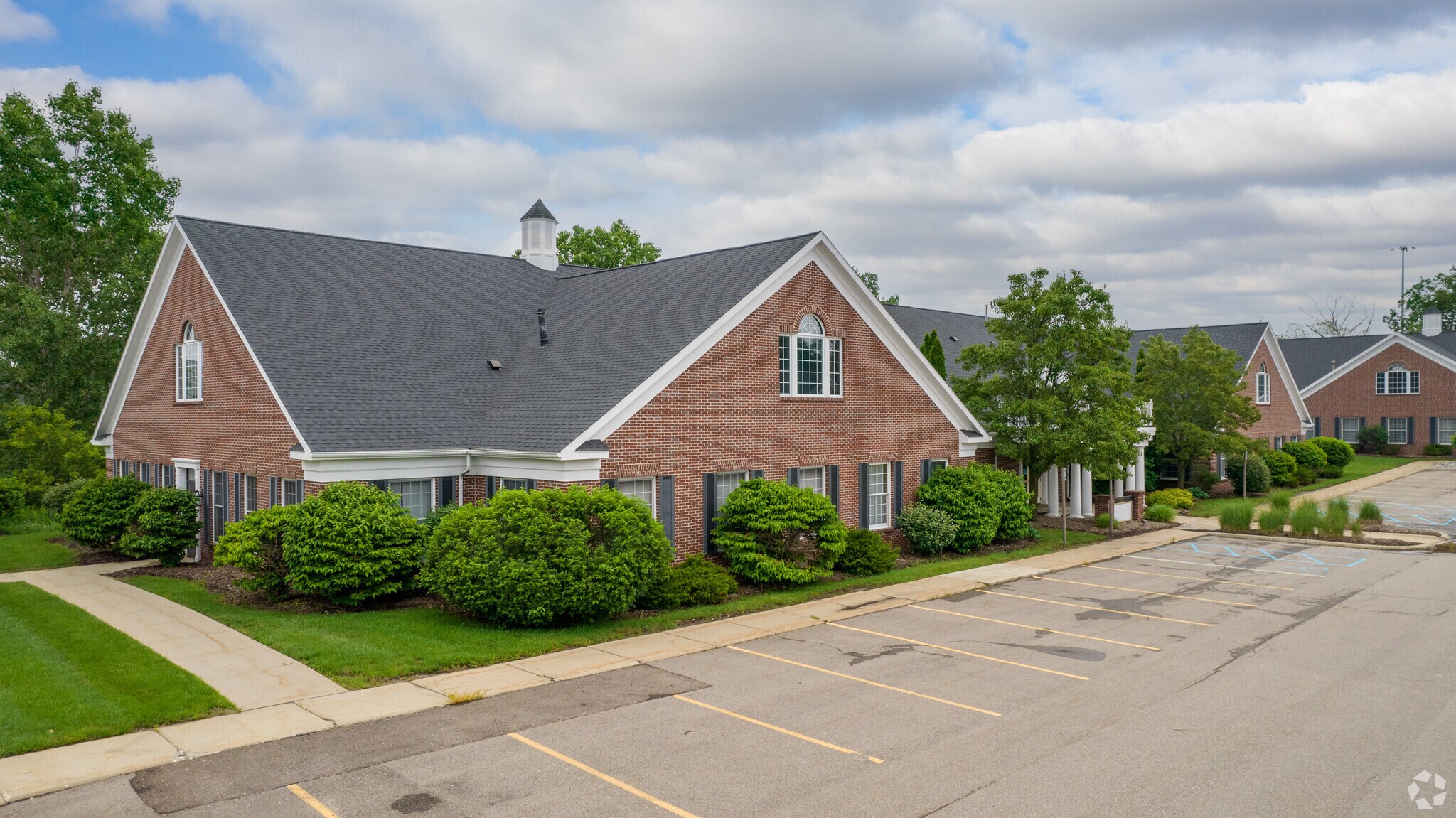2369 Woodlake Dr Okemos, MI 48864 Office Property for Lease on