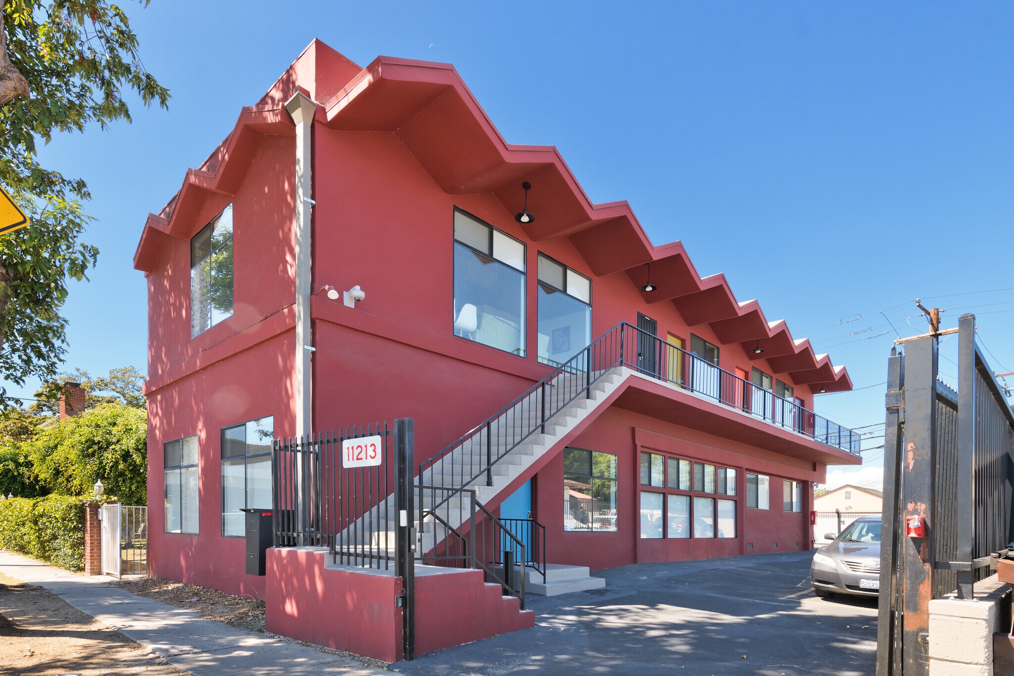 11213 Washington Pl, Culver City, CA for Rent