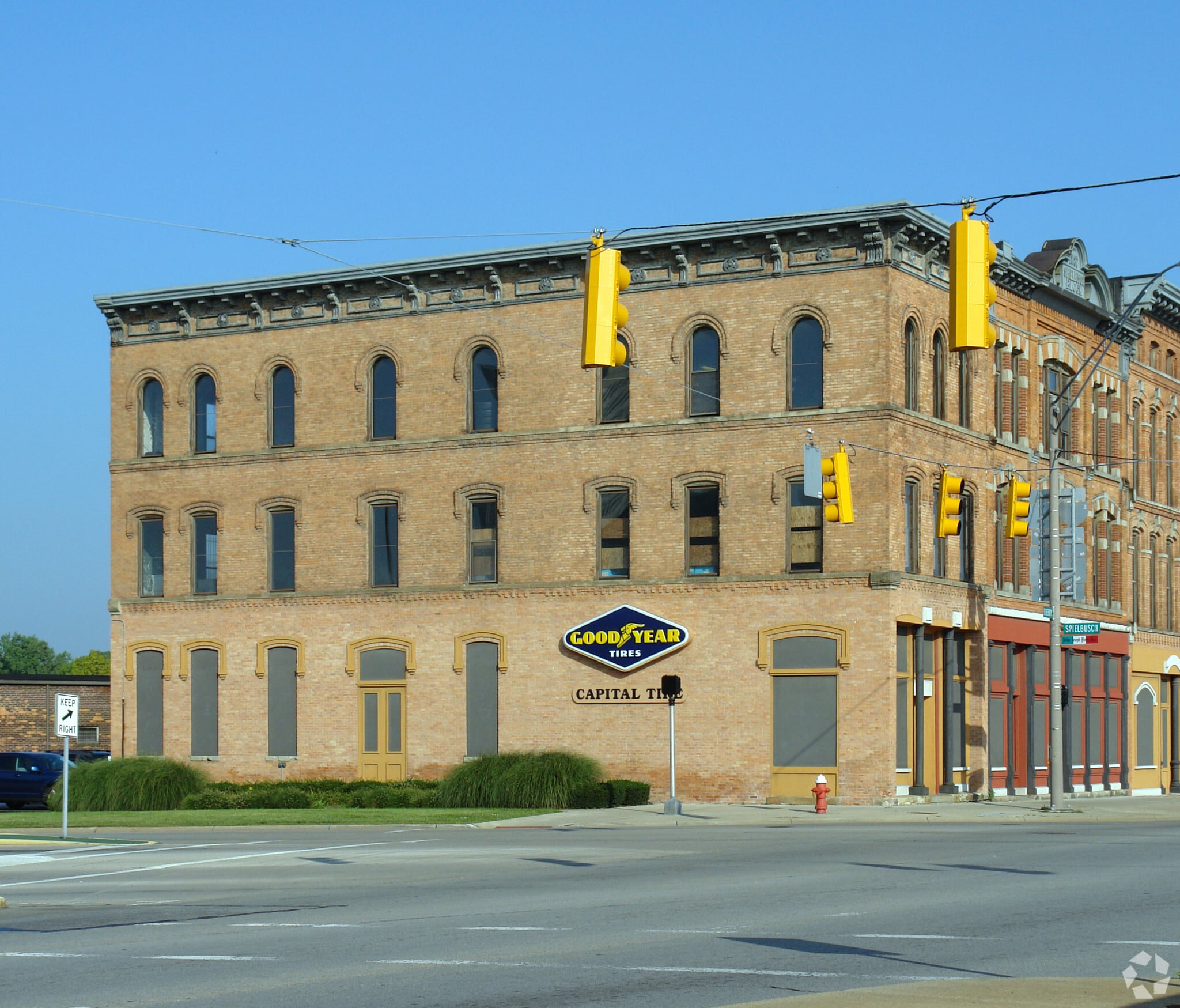 1001 Cherry St, Toledo, OH for Rent
