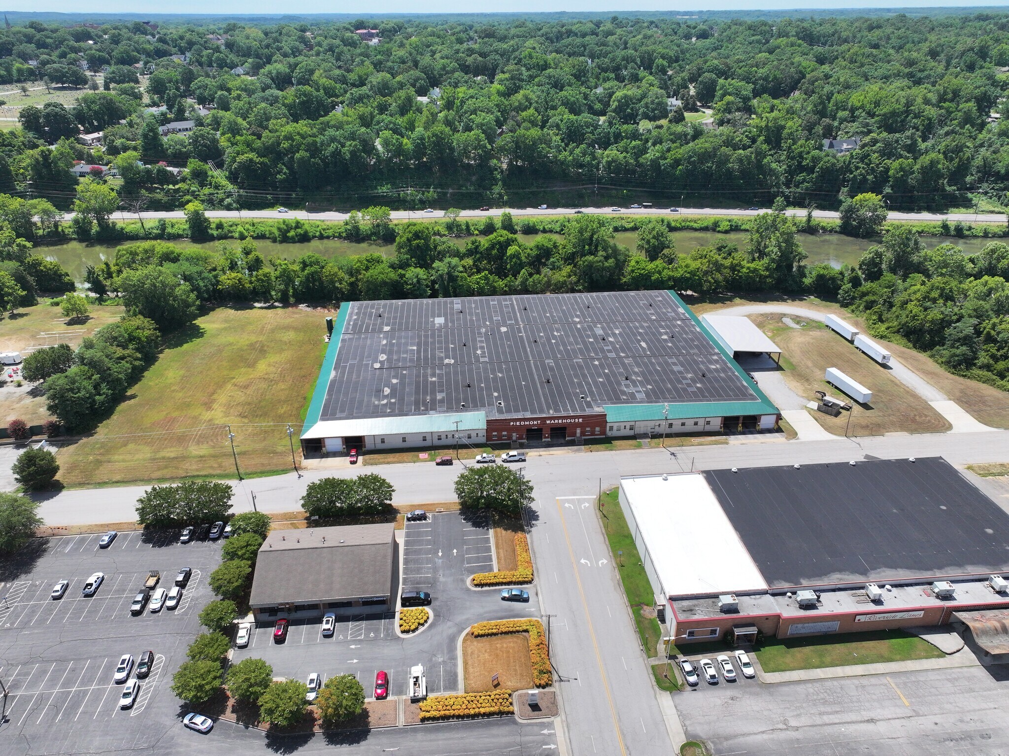 301 Trade St, Danville, VA for Sale
