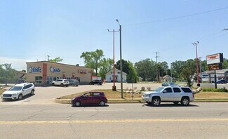 Muskegon, MI Retail - 1701 E Apple Ave