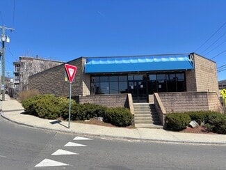 Waterbury, CT Drug Store - 675 N Main St