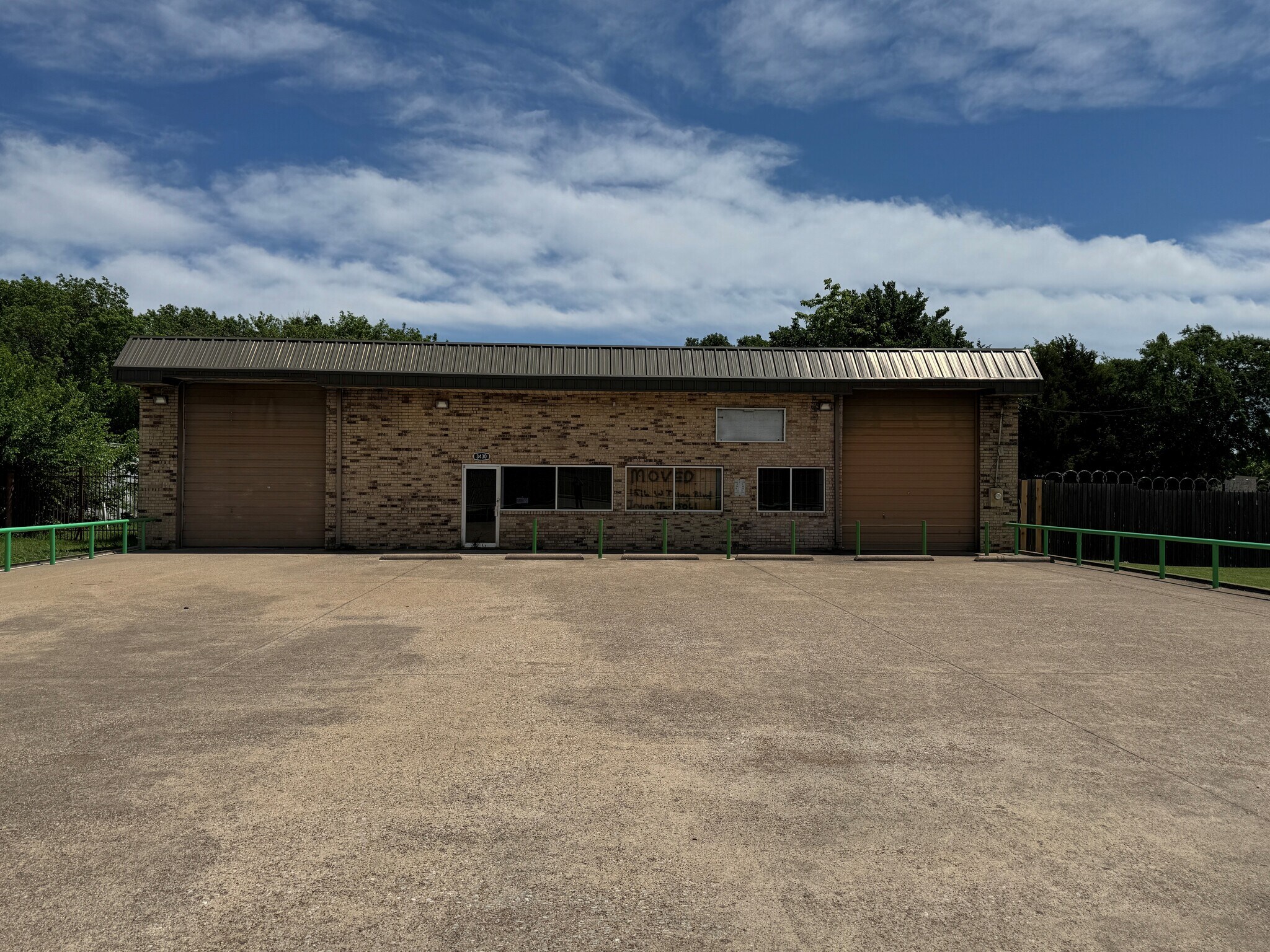 3430 N Interstate 35 E, Lancaster, TX for Rent