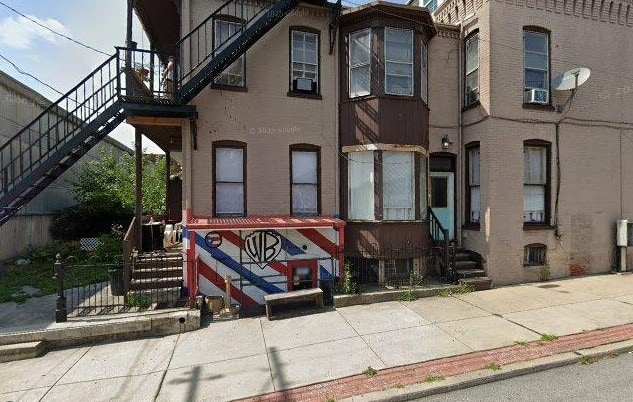 158 S Pershing Ave, York, PA for Sale