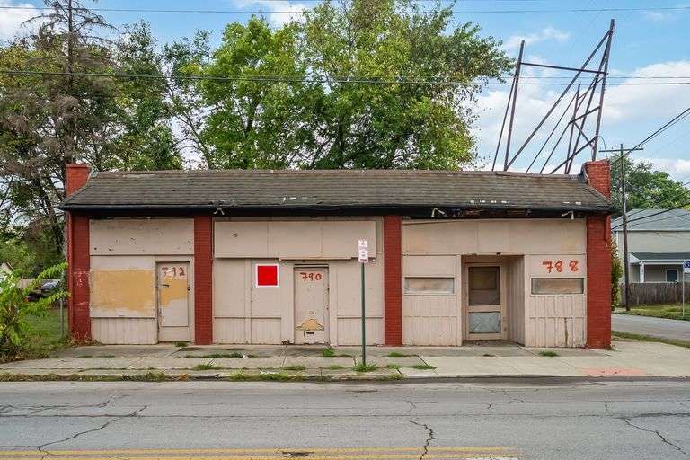 788-792 Sullivant Ave, Columbus, OH for Sale