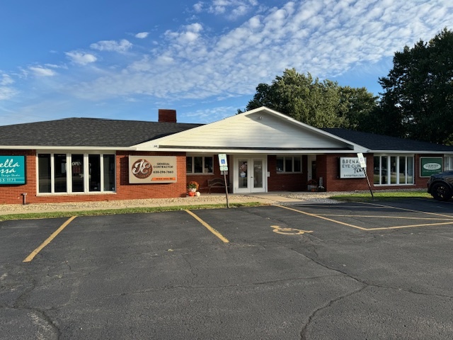 720 N Bridge St, Yorkville, IL for Rent