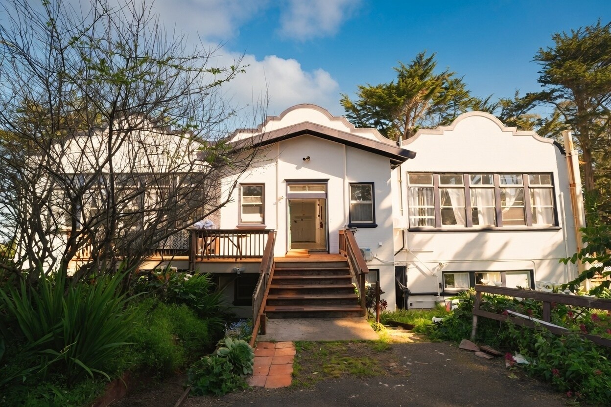 496 6th St, Montara, CA for Sale