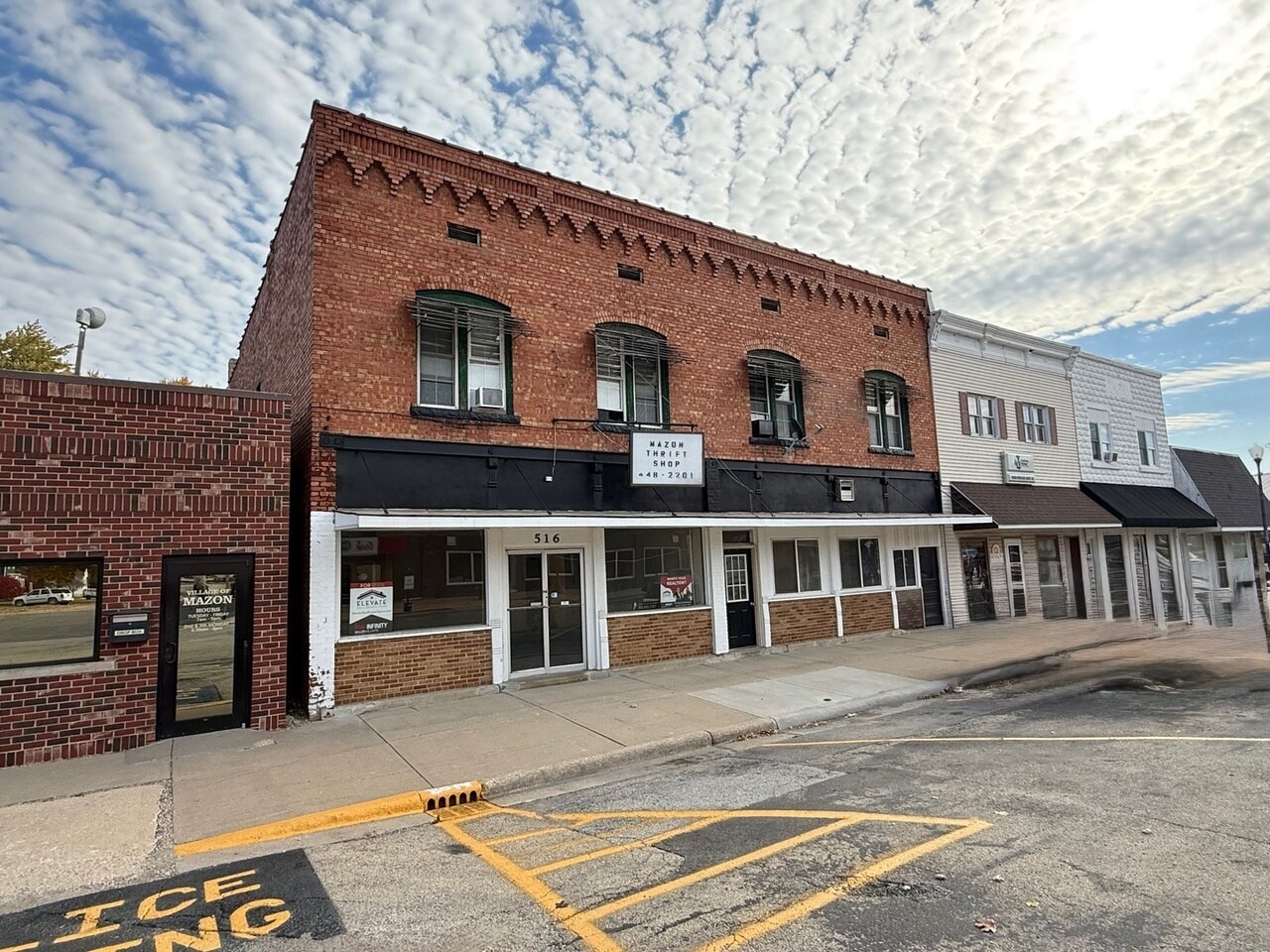 516-518 Depot St, Mazon, IL for Sale