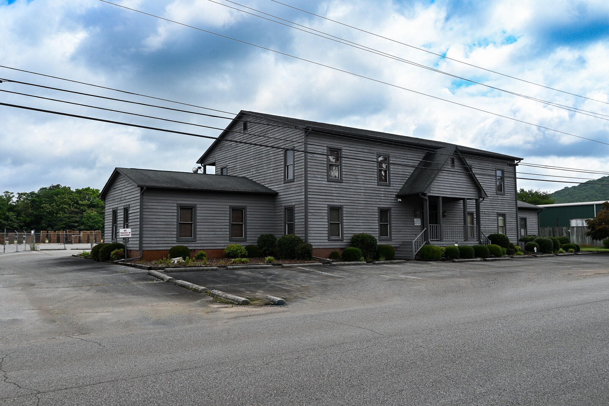 109A Wholesale Ave NE, Huntsville, AL for Sale