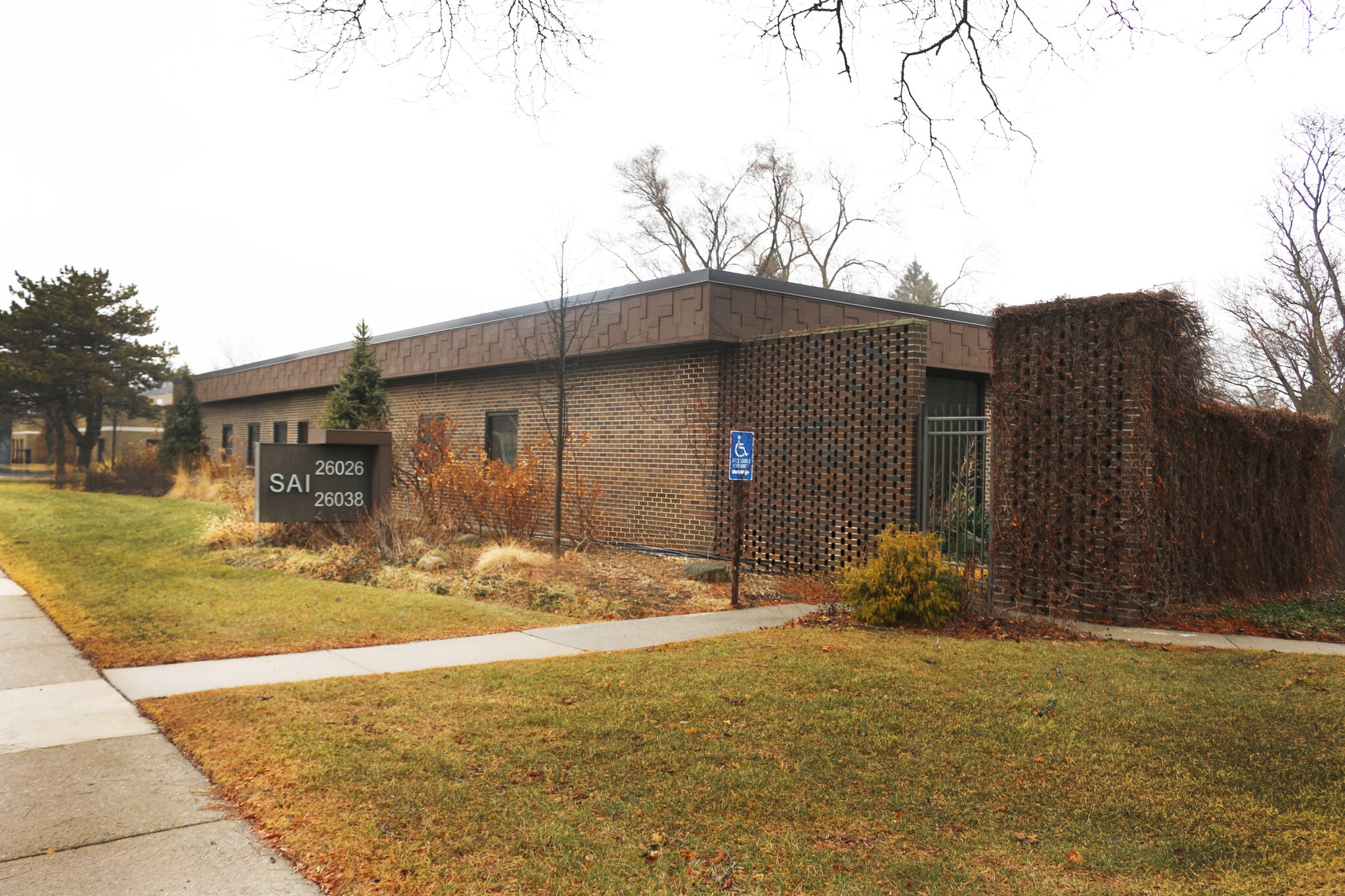 26026-26038 Woodward Ave, Royal Oak, MI for Sale