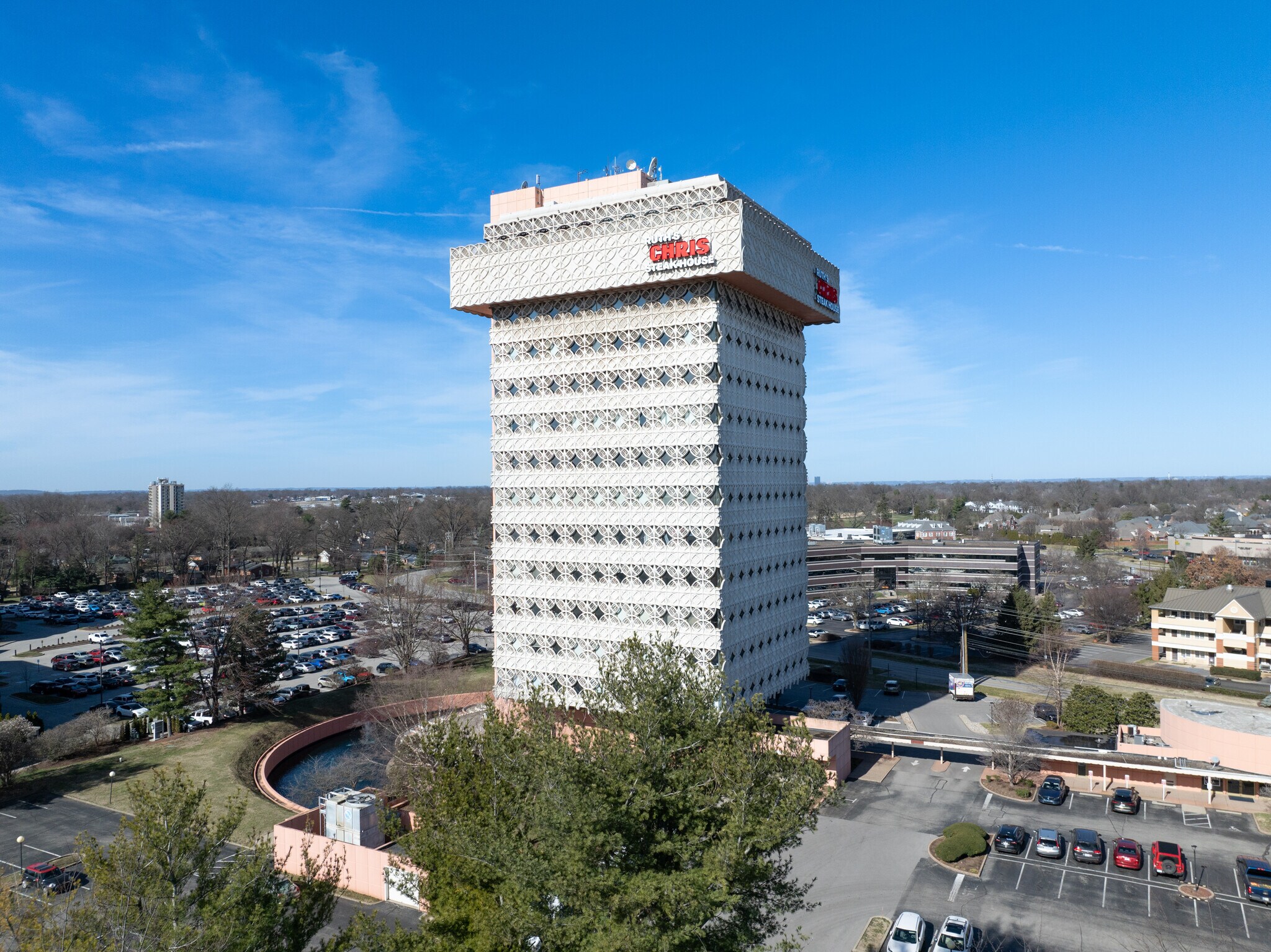 6100 Dutchmans Ln, Louisville, KY for Rent