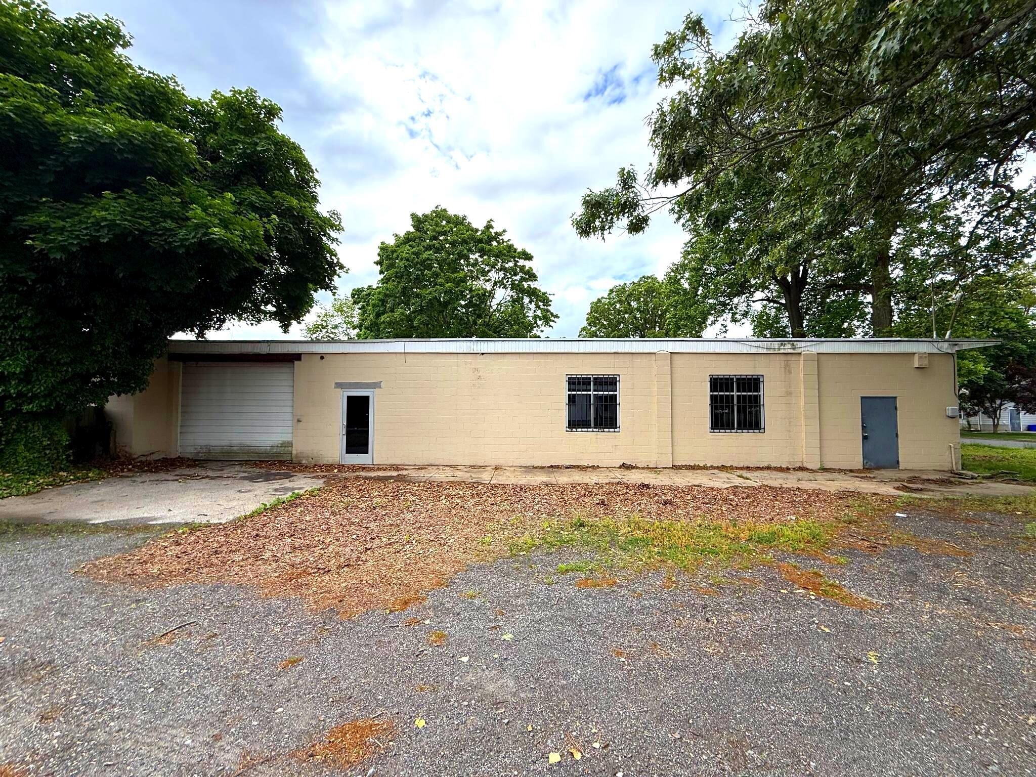 407 S West Blvd, Landisville, NJ for Rent