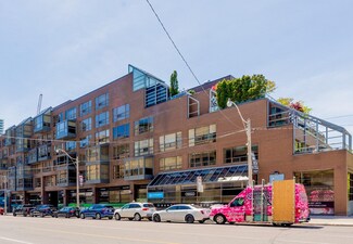Toronto, ON undefined - 66 Avenue Rd