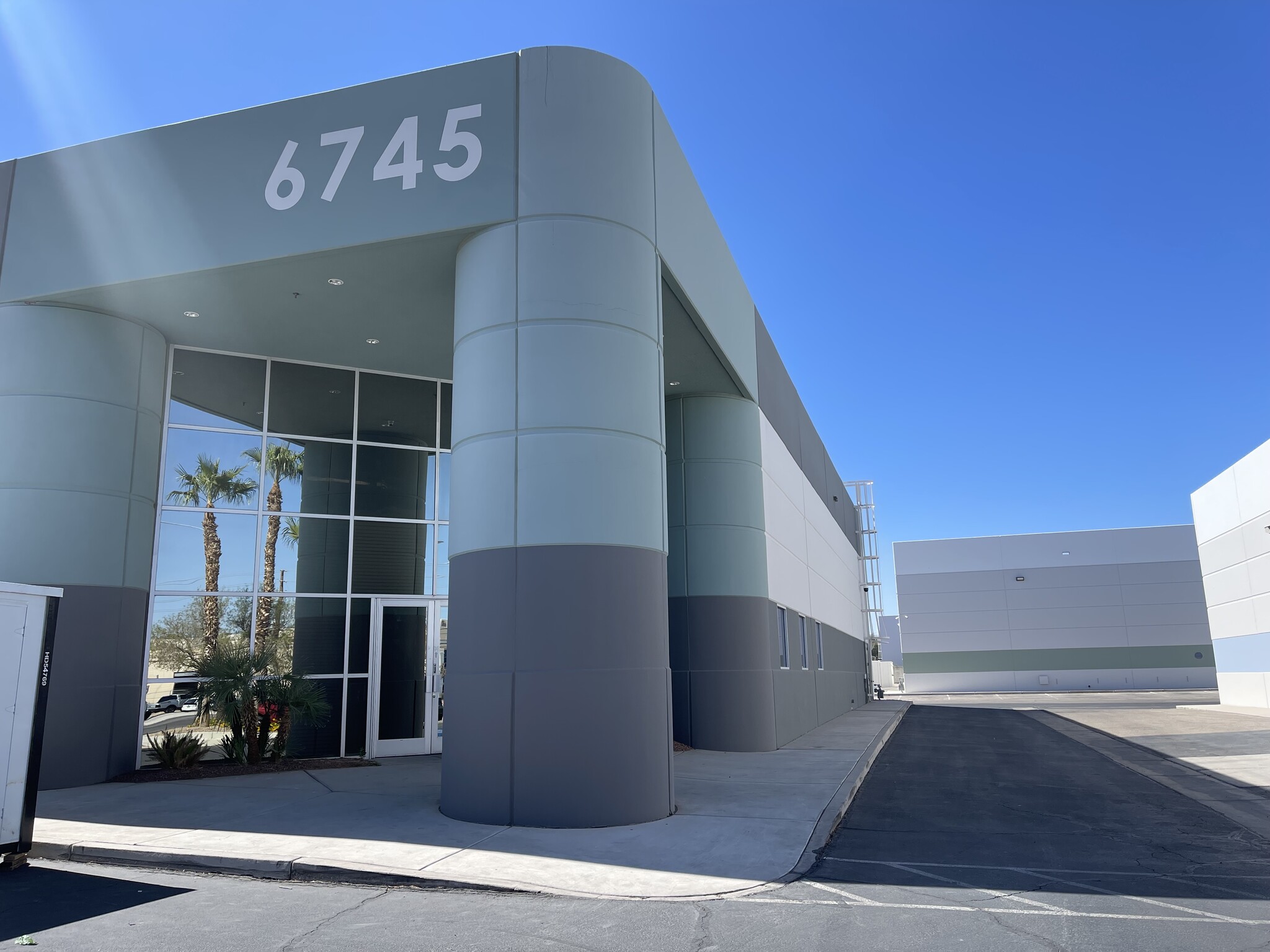 6745 Surrey St, Las Vegas, NV for Rent