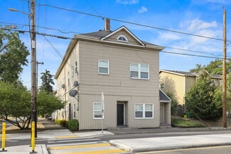 Portland, OR Apartments - 7630 SE Woodstock Blvd