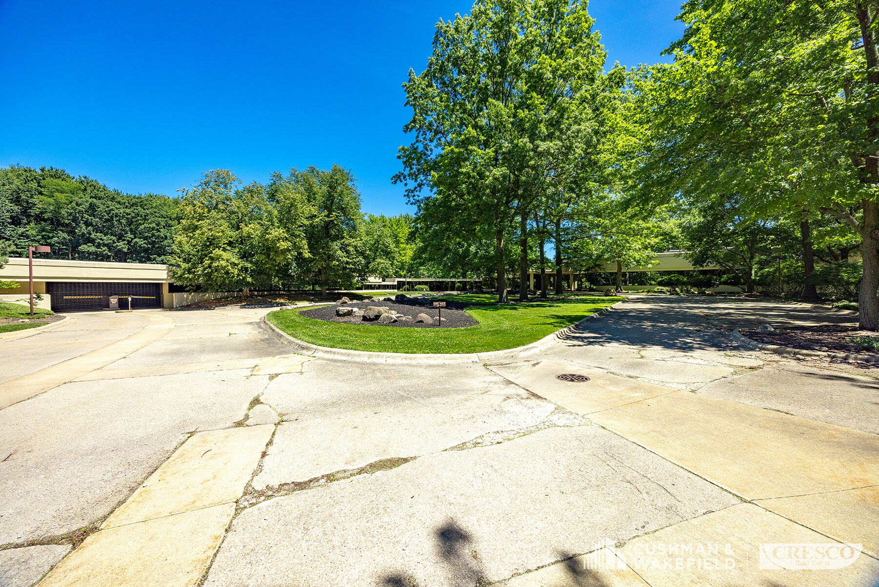 28800 Clemens Rd, Cleveland, OH for Rent