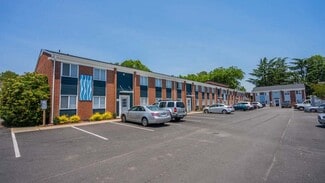 Newport News, VA Apartments - 11112 Mintwood Pl