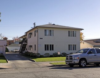 San Fernando, CA undefined - 206 Harps St