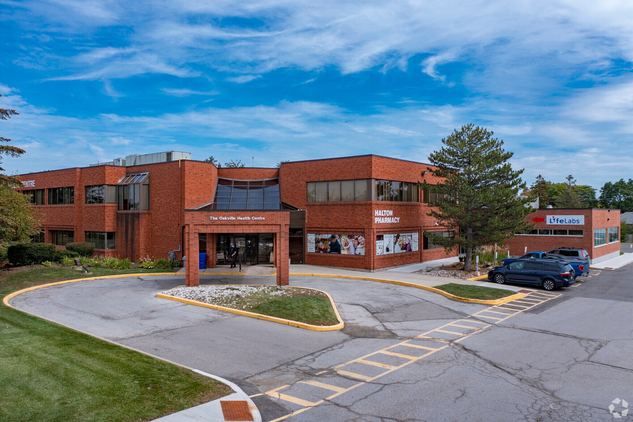 1060 Speers Rd, Oakville, ON for Rent